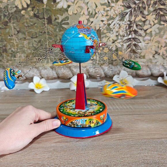 Vintage Tin Litho Globe Carousel Ride Rocket Riders by Josef Wagner West Germany - Picture 8 of 8